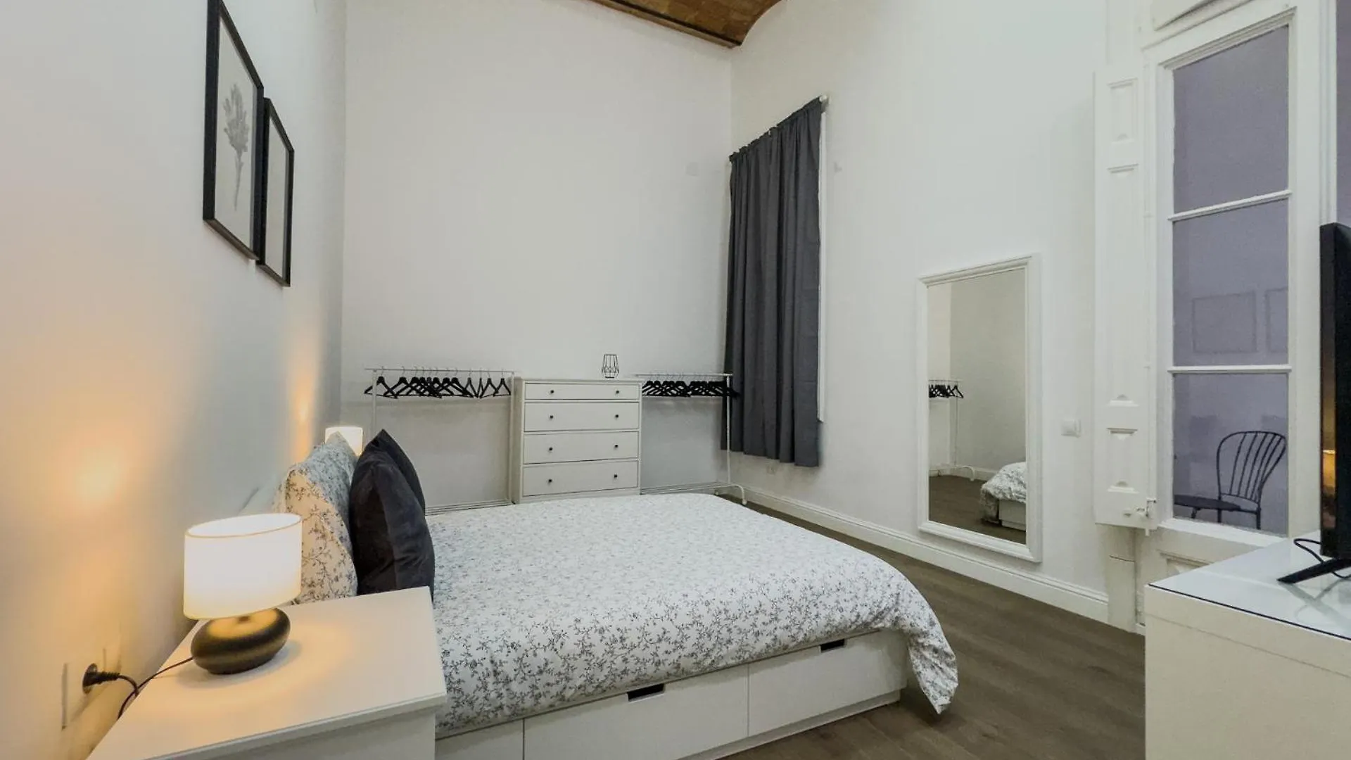 Precioso Apartamento En Rambla Cataluna 35 Βαρκελώνη 0*,